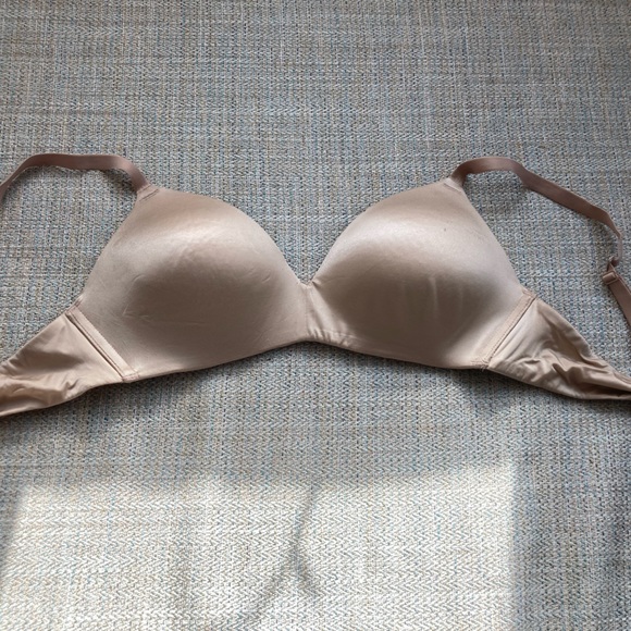 Women’s bra - Picture 1 of 3